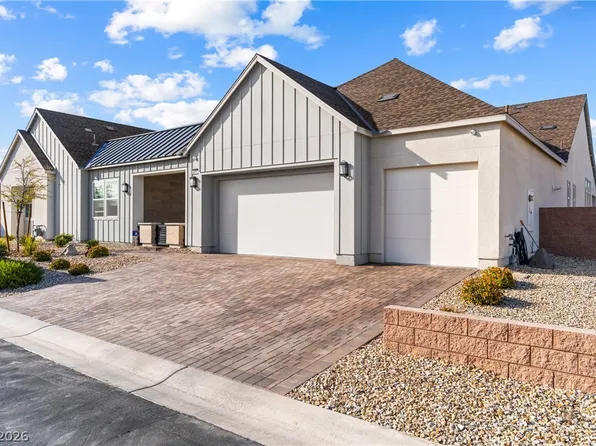 8811 Italian Trotter Ct, Las Vegas, NV 89113