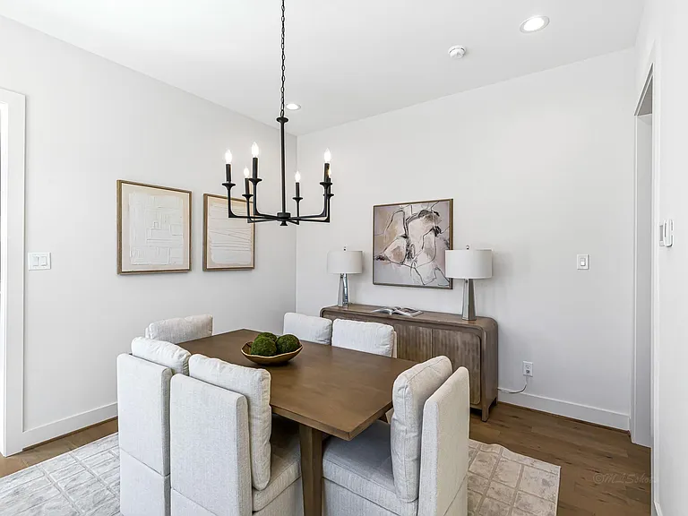 1207 Tabor St — Photo 7
