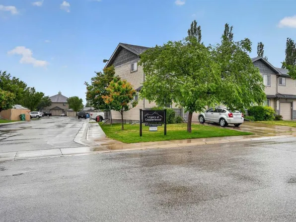 129 NE Silkstone Rd W #7, Lethbridge, AB T1J 3H6
