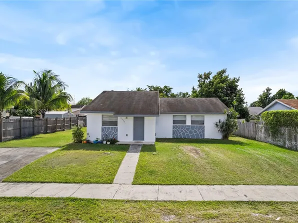15984 SW 303rd Ter, Homestead, FL 33033