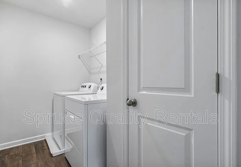112 Saddlehorse Ln — Photo 6