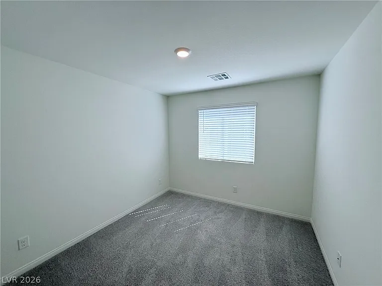 9992 Ullom Dr — Photo 13