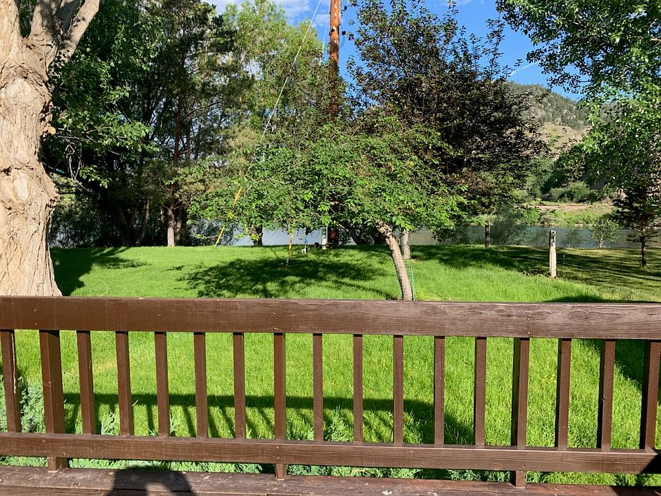 1st image of 7 Meadow Ln