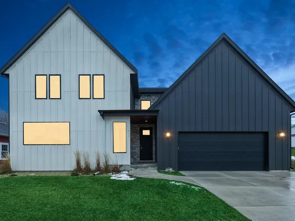 1517 Huron Ct, Northfield, MN 55057