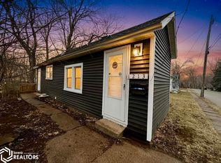 1213 Doemland St, Burlington, IA 52601