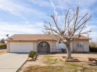 11184 Cottonwood Ave, Hesperia, CA 92345