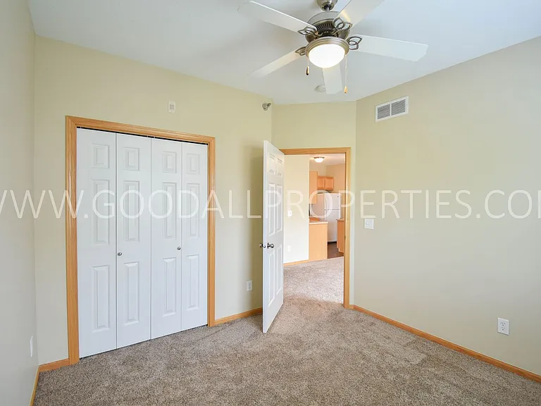 10320 Norfolk Dr #4 — Photo 7