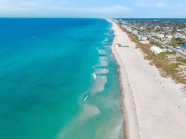 124 Deluna Pl, Panama City Beach, FL 32413