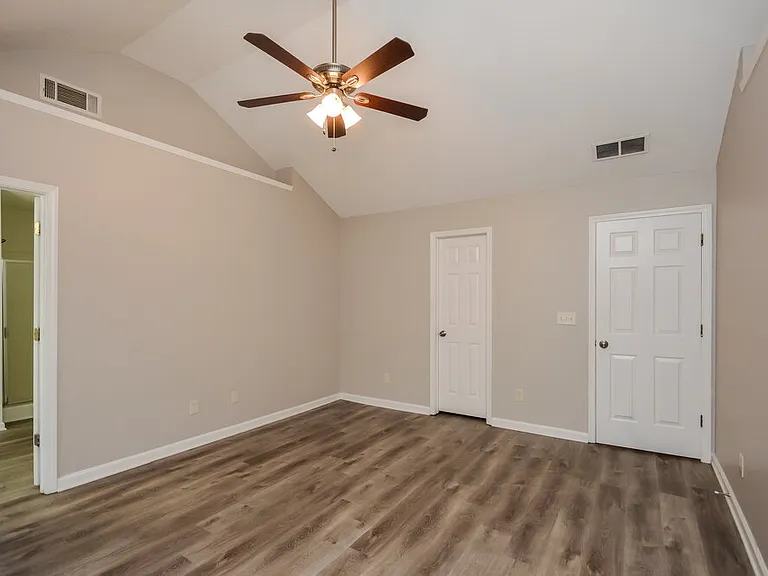 4897 Truitt Ln — Photo 11