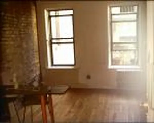 Rented by City Connections Realty | media 35