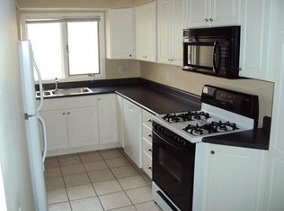 3755 Cedarview Ct, Bettendorf, IA