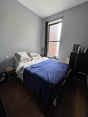 Rented by Delmark Realty LLC | media 19