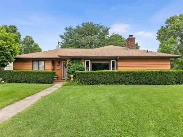 1401 River Bluff Blvd, Rockford, IL 61103