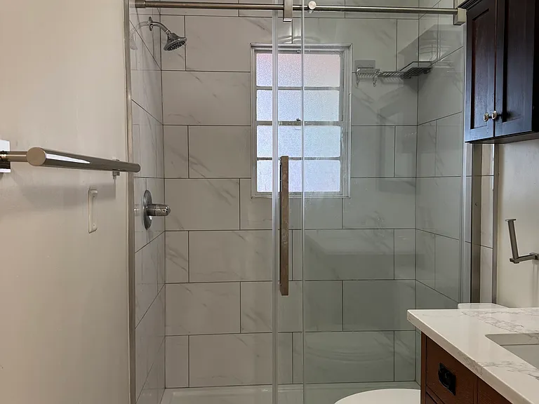 222-3 E Roger Rd #1 — Photo 11