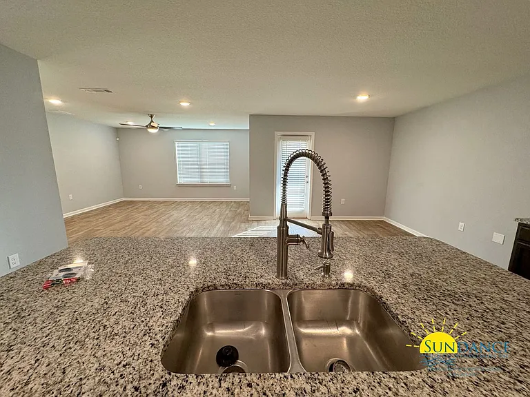 813 Moorhen Way — Photo 7