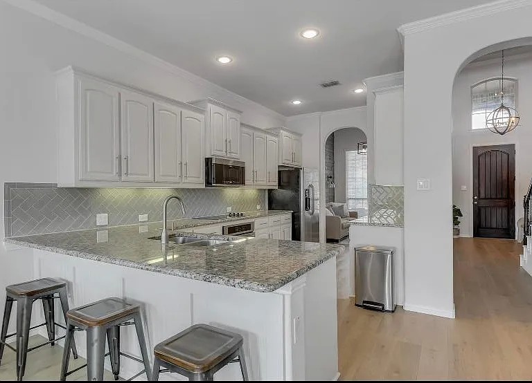 12852 Palancar Dr — Photo 7