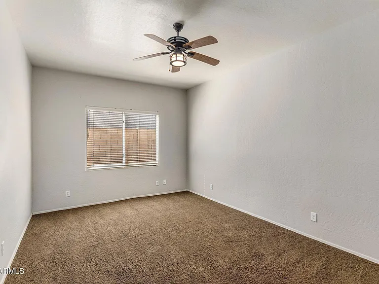 730 N Ithica St — Photo 22