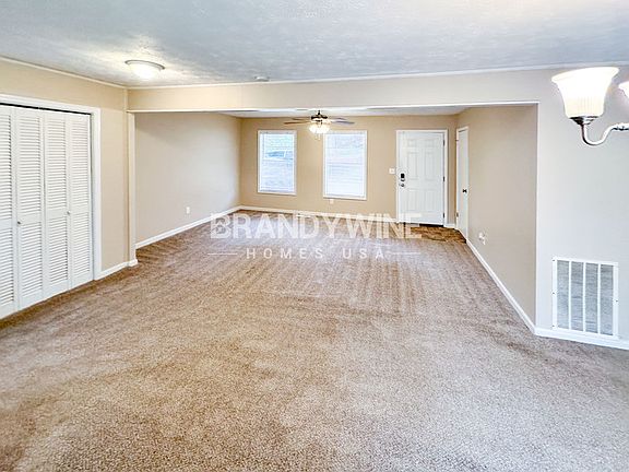 5th image of 4275 Dawning Ln