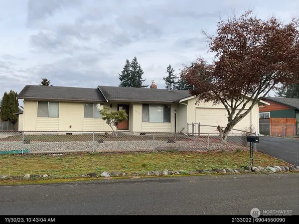 2615 150th Street Ct E, Tacoma, WA 98445