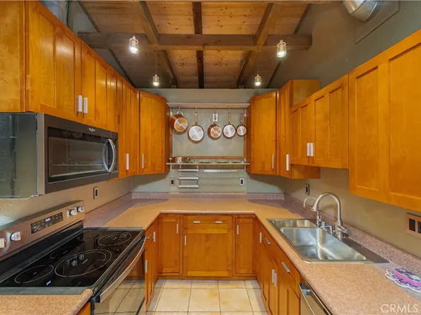 1000 W Macarthur Blvd APT 13, Santa Ana, CA 92707