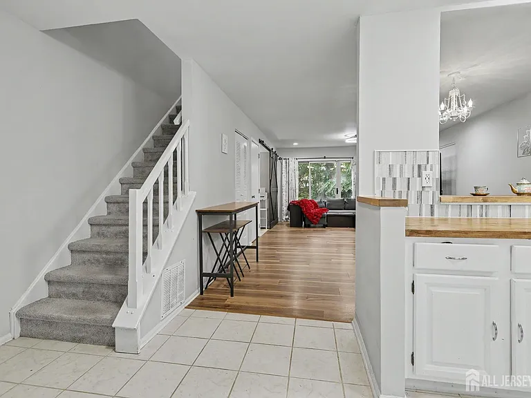 23 Morgan Pl — Photo 16