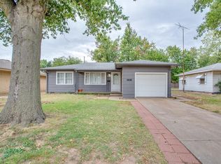 1618 S Johnson St, Enid, OK 73703