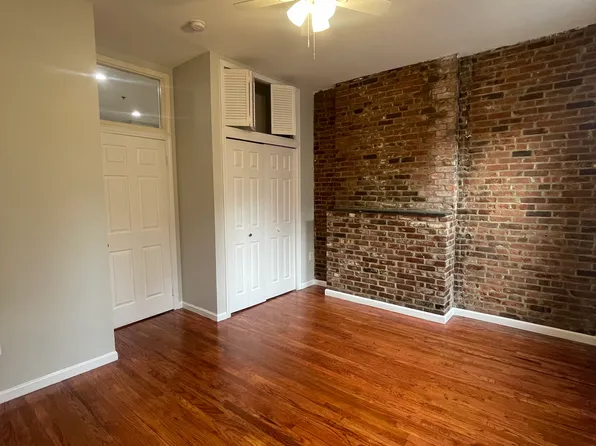 206 Warren Street image 9 of 10