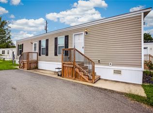 49 Imperial Ave, Washington, PA 15301