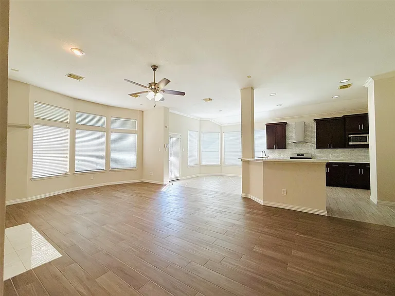 5222 Hanneck Valley Ln — Photo 36