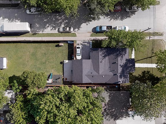 5th image of 602 N Bagdad Rd
