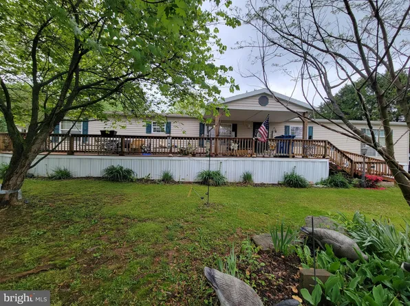 2 Jason Dr, East Berlin, PA 17316