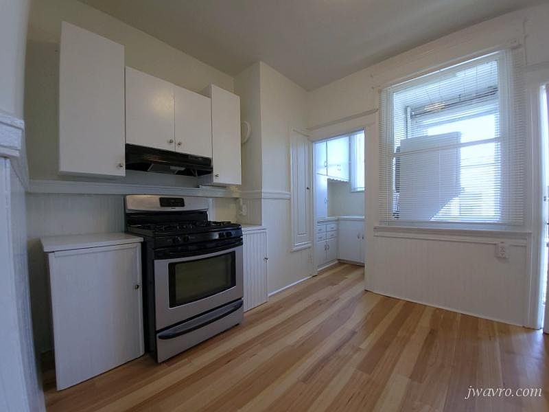 1st image of 60 Valparaiso St