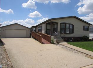 124 Norway Dr, Manteno, IL 60950
