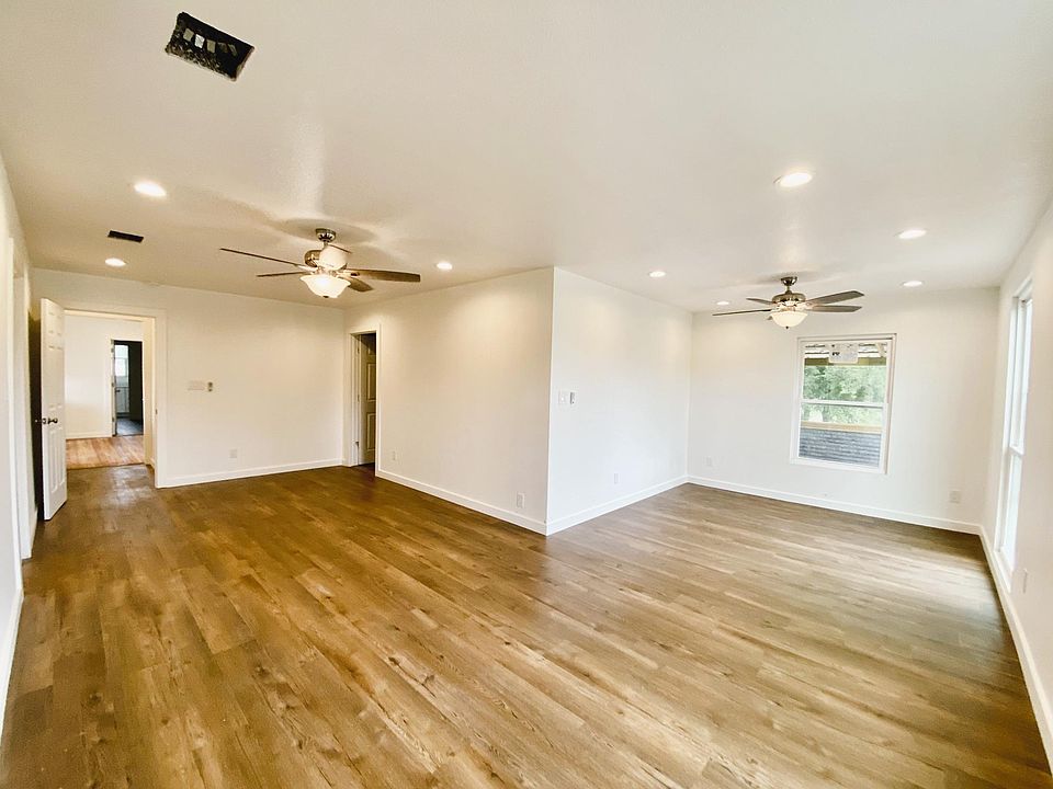 1st image of 427 Birmensdorf Dr