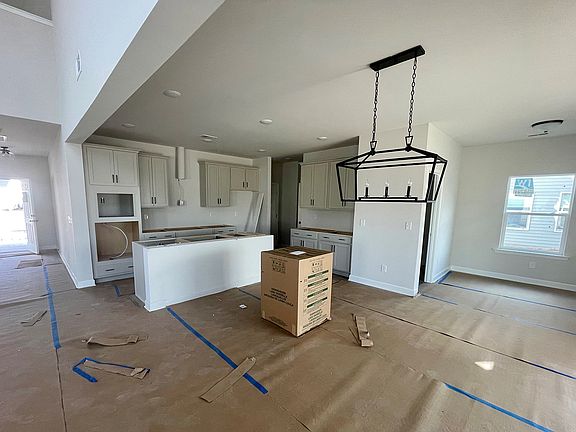 252 Lucca Drive, Homesite 204 Elevation Image 4