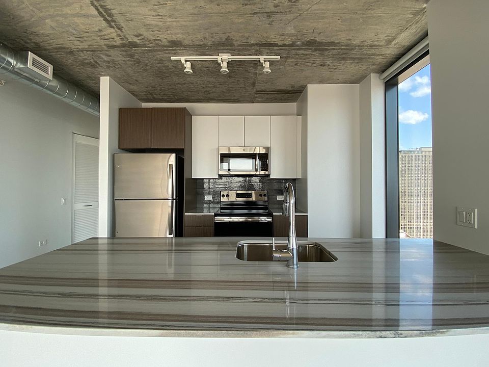 1st image of 2020 S Wabash Ave #1210
