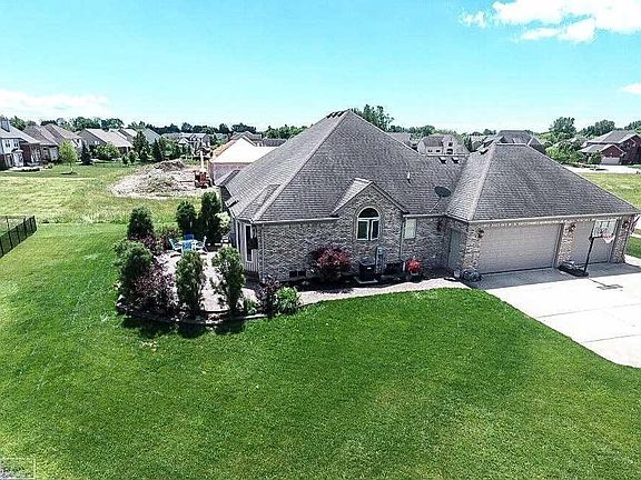 5th image of 54188 Wexford Dr