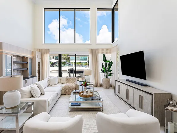 662 Boca Marina Court, Boca Raton, FL 33487