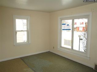 21210 Hansen Rd, Maple Heights, OH 44137