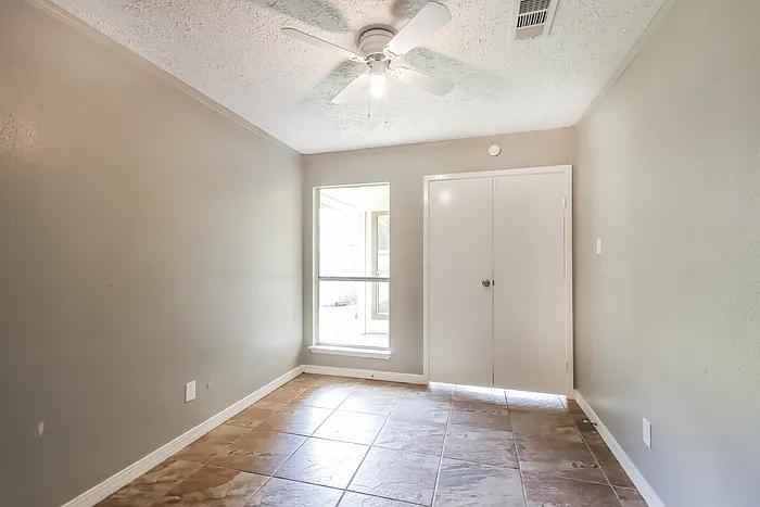 3117 Oak Rock Cir — Photo 12