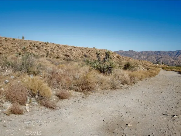 5821711 Big Morongo Canyon Rd, Morongo Valley, CA 92256