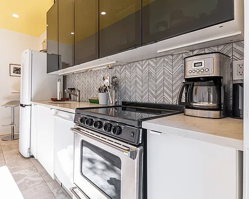 Rented by Realty Collective | media 5