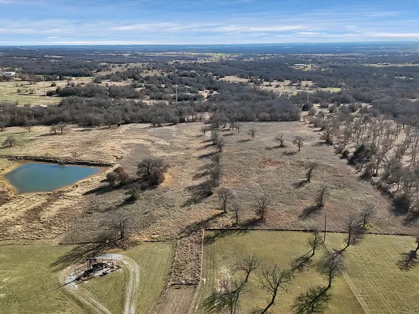 1802 Hlavek Rd, Decatur, TX 76234