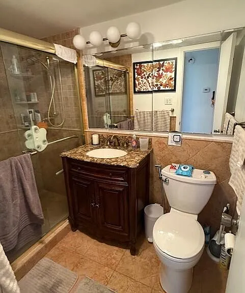 132 S Cypress Rd #523 — Photo 16