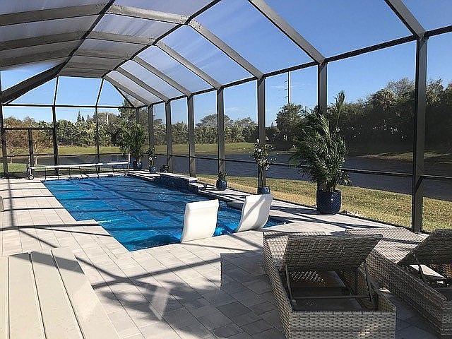 2nd image of 6435 Esprit Way