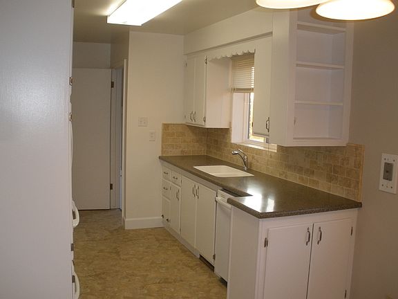 New counters/Travertine back
