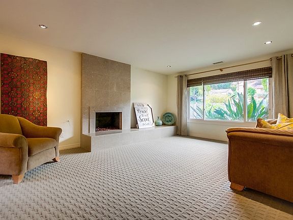 5th image of 1941 Ventana Way