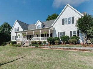 9715 Kerns Rd, Huntersville, NC 28078