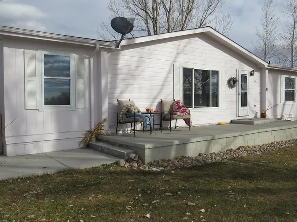 34 Mission Rd, Riverton, WY 82501