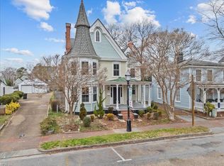 330 Main St, Smithfield, VA